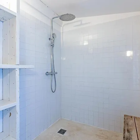 3 Bedroom Pet Friendly In Le Rouet